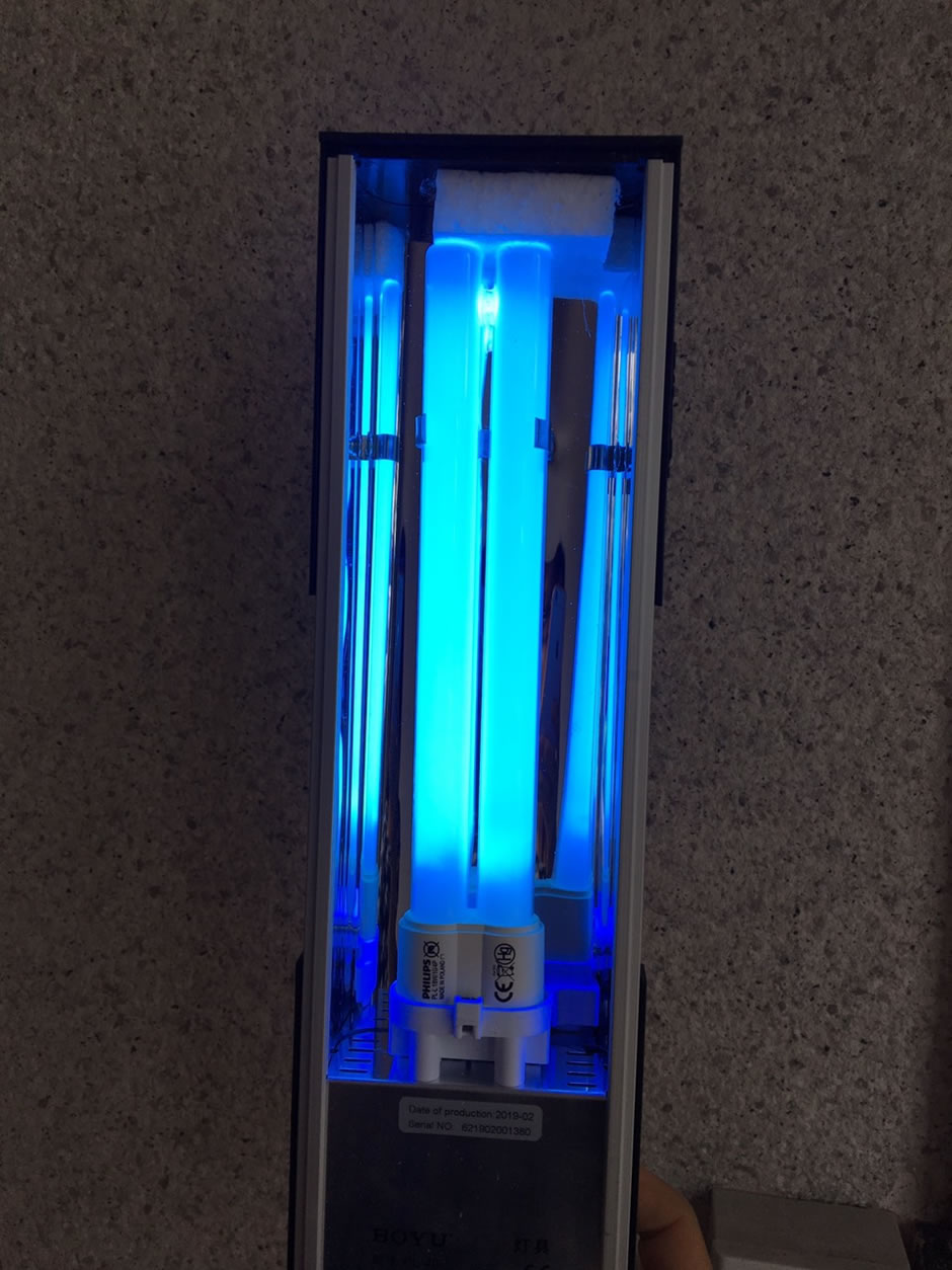 Đèn UV